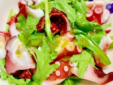 タコと春菊のサラダ☆透明醤油&柚子胡椒